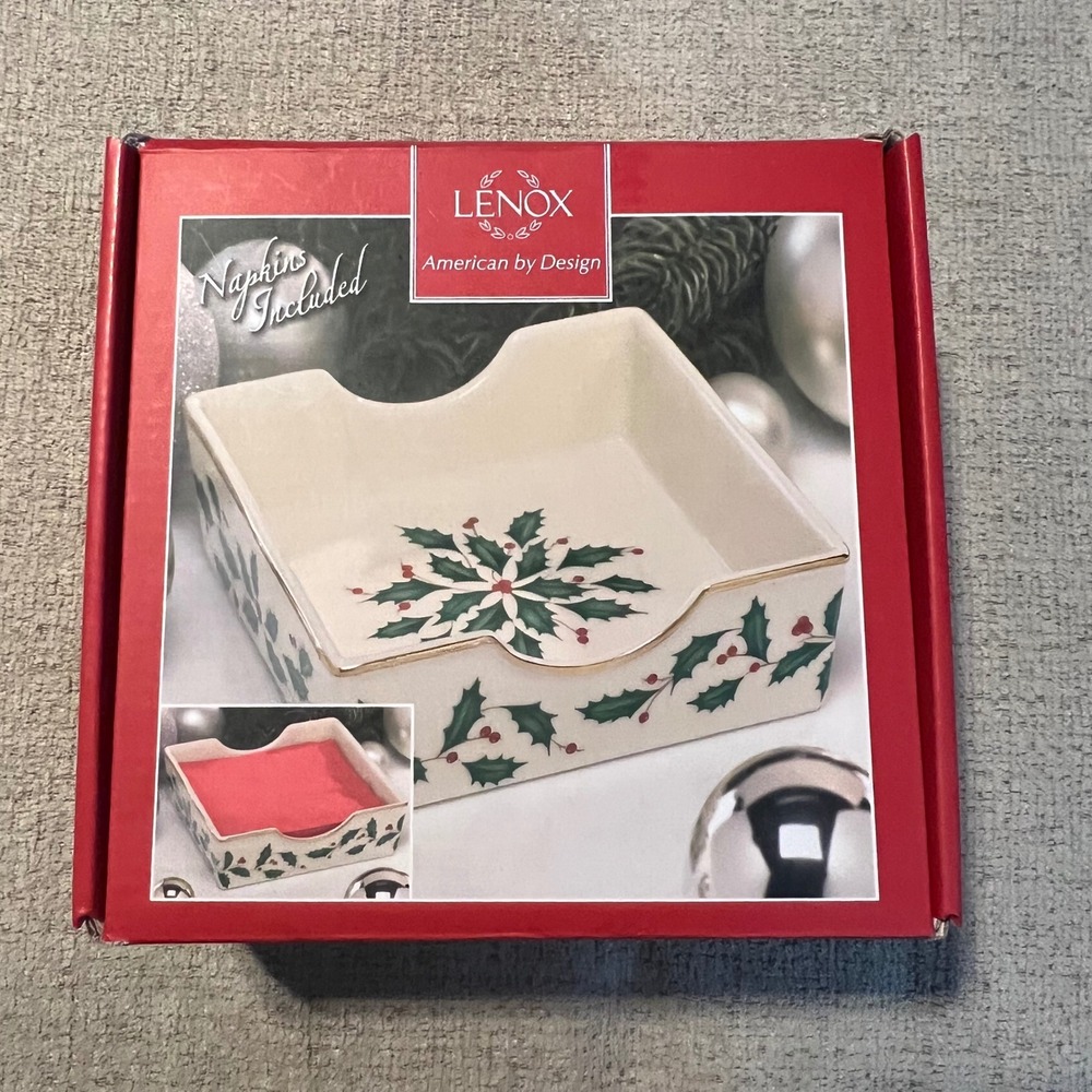 Lenox Holiday Napkin Holder with Napkins Ivory Gold Trim Holly Berry 800962 NEW